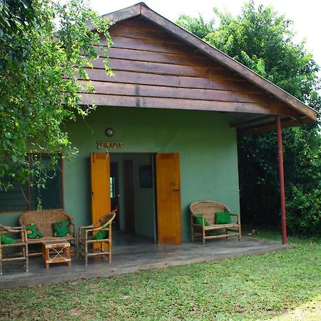 Отель Red Chilli Rest Camp Paraa Экстерьер фото