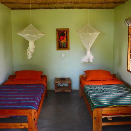Отель Red Chilli Rest Camp Paraa Экстерьер фото