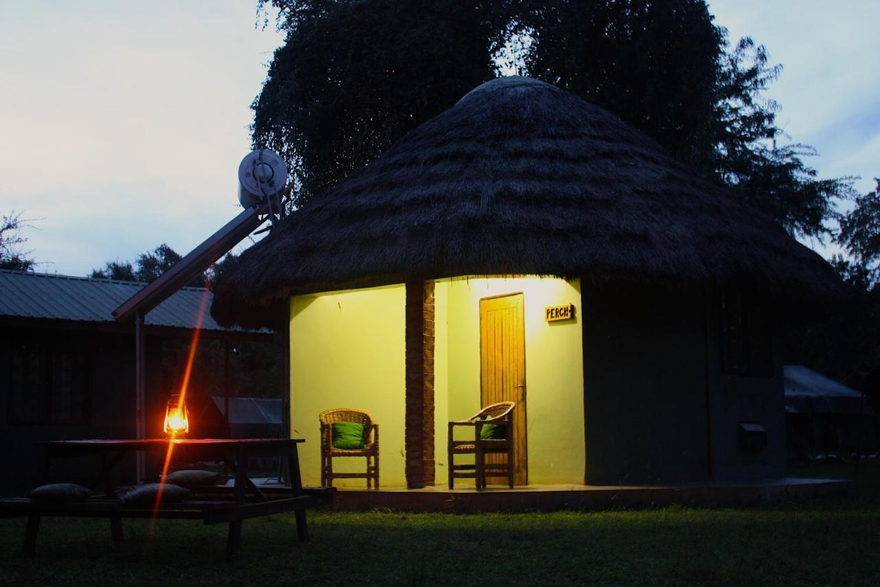 Отель Red Chilli Rest Camp Paraa Экстерьер фото